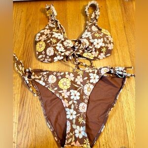 Hollister bikini with swim skirt